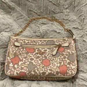 Coach wristlet Nolita